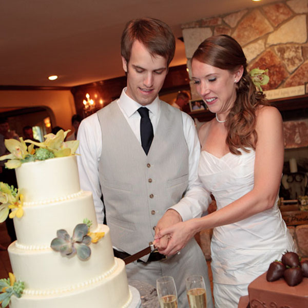 Great cake cutting songs for your wedding reception.